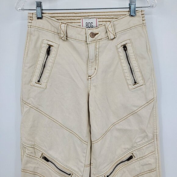 BDG‎ Low Rise Cream Tapered Moto Zipper Jeans Size 26 - Picture 10 of 12
